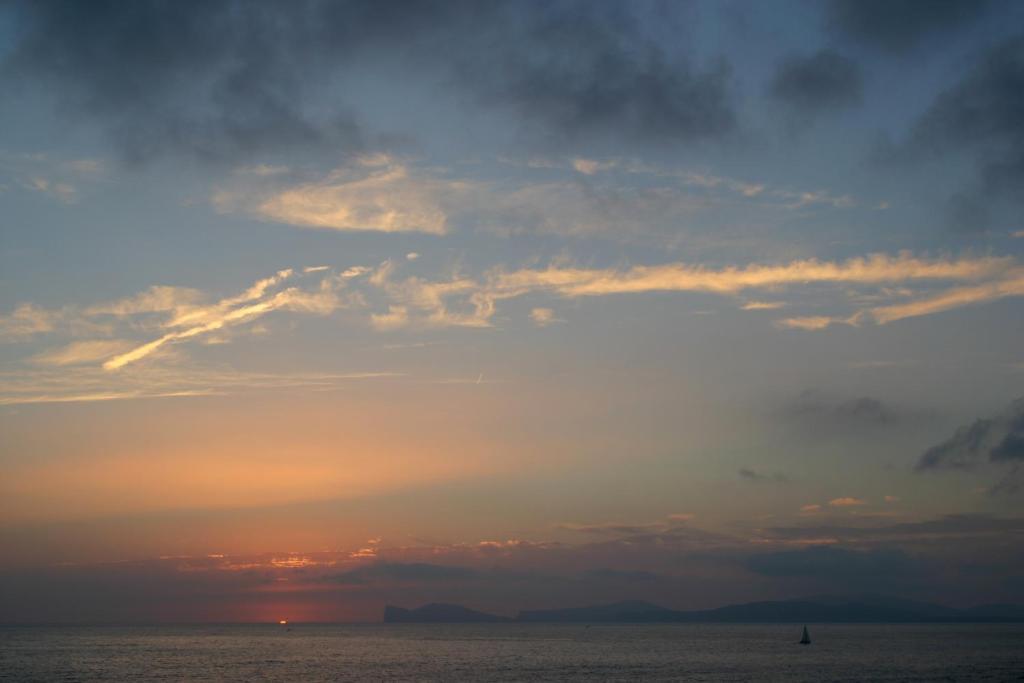 B&B Blue Wave Alghero Exterior photo